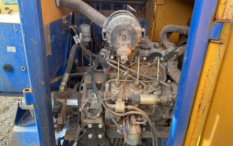 GUIDETTI CONCASSEUR MF450 SUR CHENILLES METALLIQUE DIESEL AVEC TAPIS CONVOYEUR 4 METRES  GUIDETTI