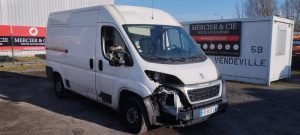 PEUGEOT BOXER FG 335 BLUEHDI 130  FD-832-LB