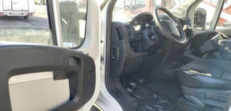 PEUGEOT BOXER FG 335 BLUEHDI 130  FD-832-LB