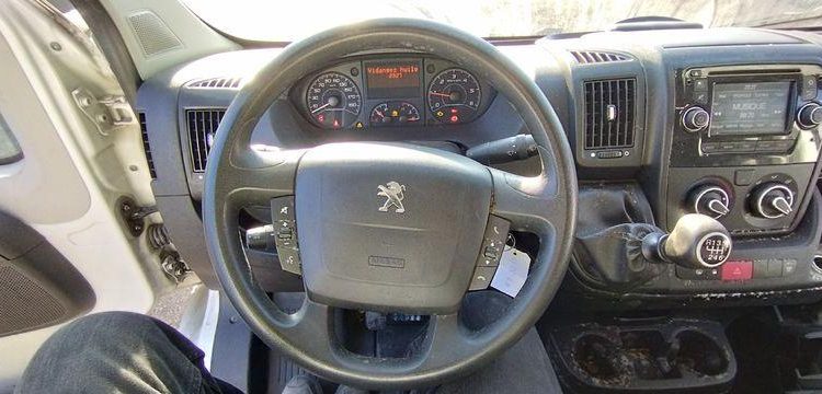 PEUGEOT BOXER FG 335 BLUEHDI 130  FD-832-LB