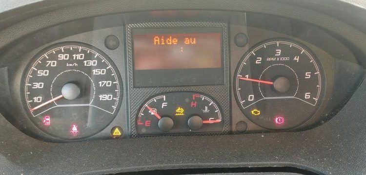 PEUGEOT BOXER FG 335 BLUEHDI 130  FD-832-LB