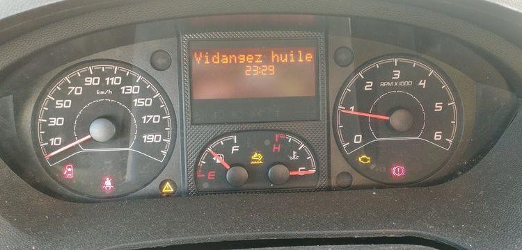 PEUGEOT BOXER FG 335 BLUEHDI 130  FD-832-LB