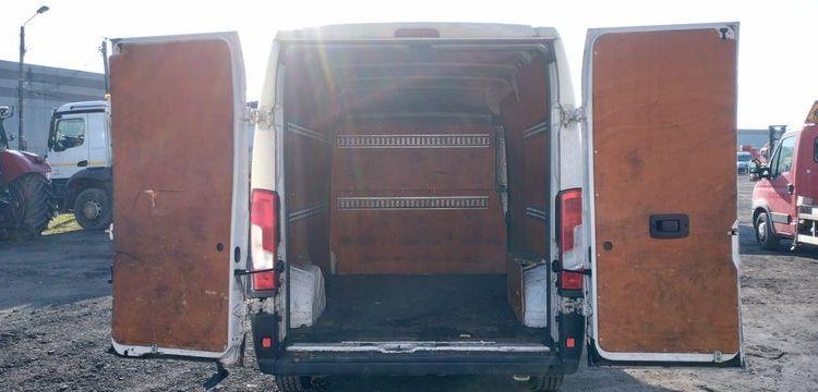 PEUGEOT BOXER FG 335 BLUEHDI 130  FD-832-LB