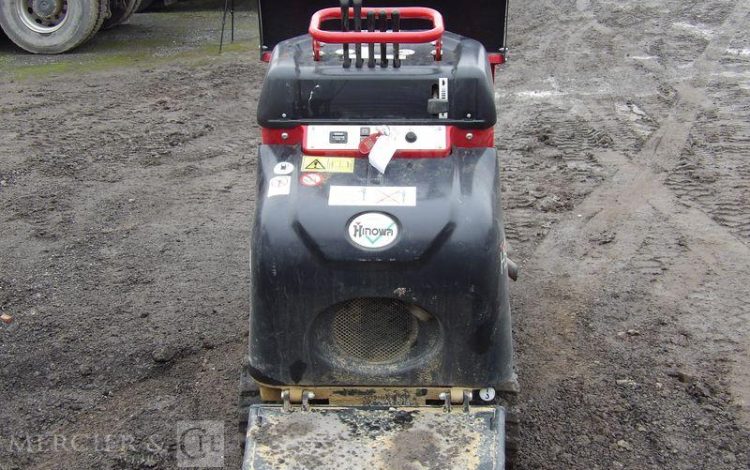 HINOWA MINI DUMPER CHARGEUSE SUR CHENILLES HS701 DIESEL – 76 HEURES – AN 2024  64ZK1