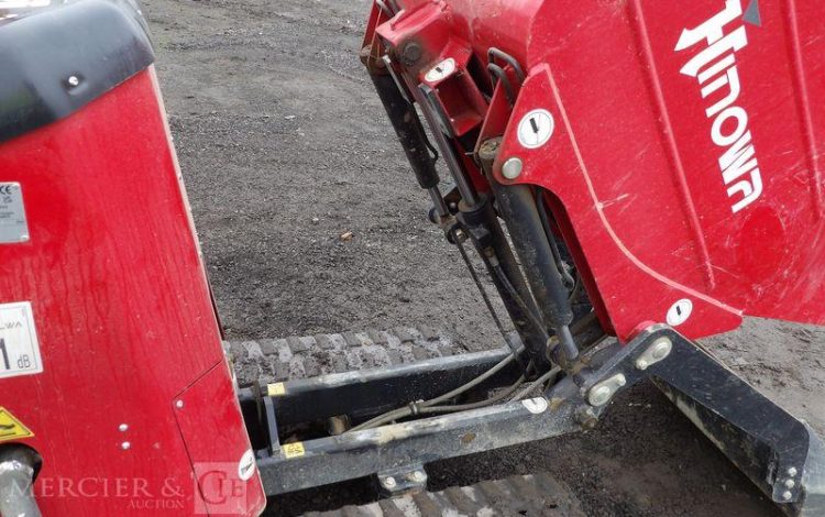 HINOWA MINI DUMPER CHARGEUSE SUR CHENILLES HS701 DIESEL – 76 HEURES – AN 2024  64ZK1
