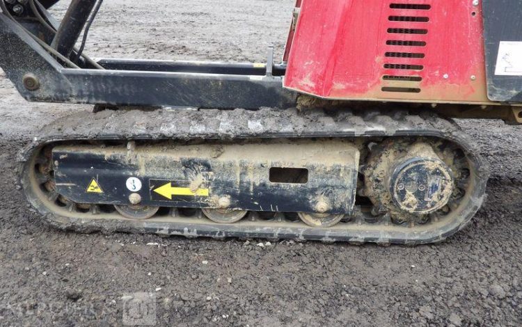 HINOWA MINI DUMPER CHARGEUSE SUR CHENILLES HS701 DIESEL – 76 HEURES – AN 2024  64ZK1