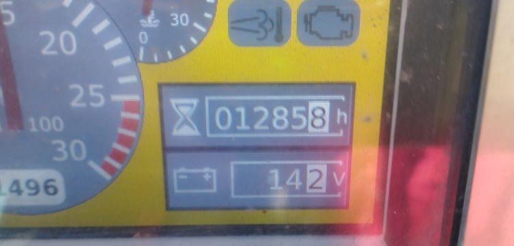 DE PIETRI RECOLTEUSE DE JEUNE POUSSE FR60 SUR ROUES 2019 – DIESEL – 1285 HEURES – AN 2019 BLANC 2