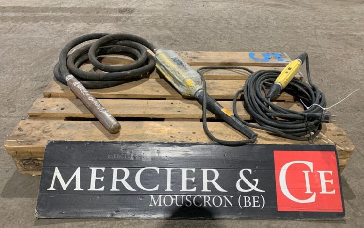 WACKER NEUSON   AIG010930