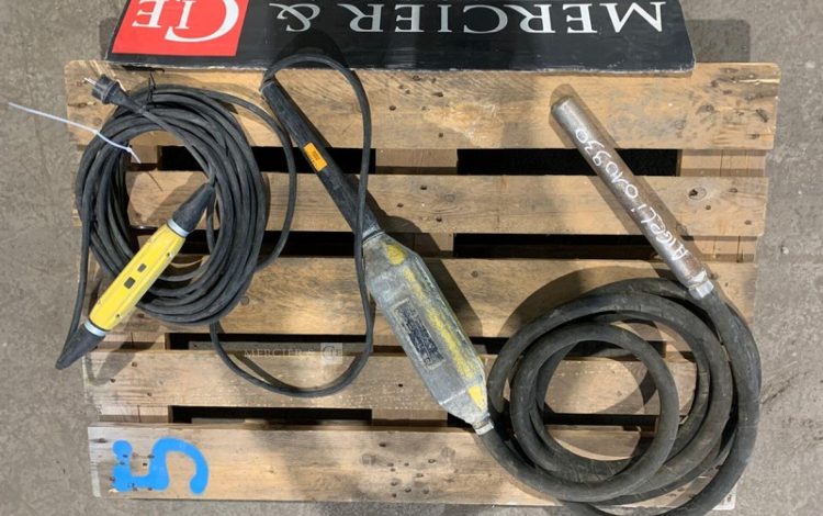 WACKER NEUSON   AIG010930