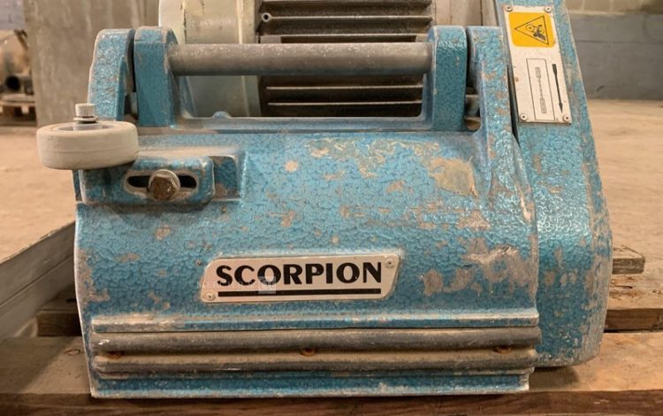SCORPION  PON748500