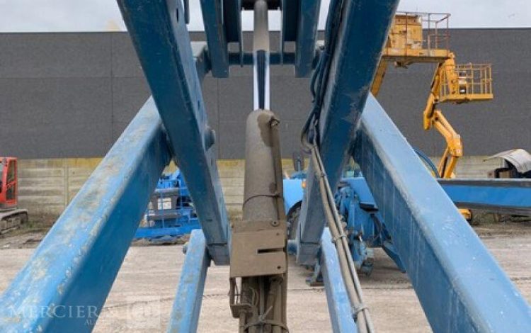 GENIE NACELLE CISEAU ELECTRIQUE 8 METRES  NCE8M