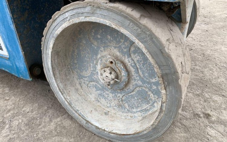 GENIE NACELLE CISEAU ELECTRIQUE 8 METRES  NCE8M