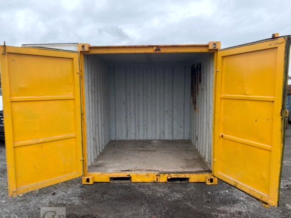CONTENEUR 8 PIEDS SECURISE AVEC PASSAGE DE FOURCHES  CON750098