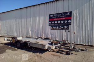 HUBIERE REMORQUE 2T5  DF-447-PS