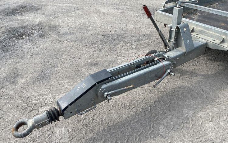 HUBIERE REMORQUE PORTE ENGIN – PTAC 3,5T – CU 2,75 T –  DZ-250-ZE