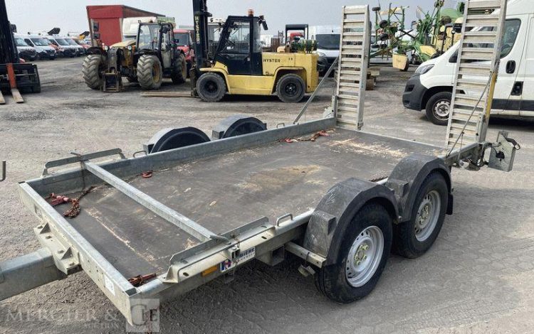 HUBIERE REMORQUE PORTE ENGIN – PTAC 3,5T – CU 2,75 T –  DZ-250-ZE