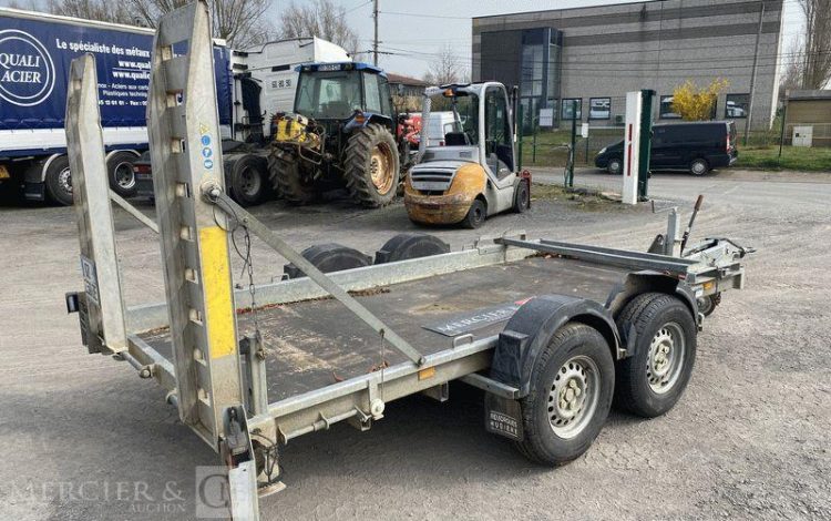 HUBIERE REMORQUE PORTE ENGIN – PTAC 3,5T – CU 2,75 T –  DZ-250-ZE