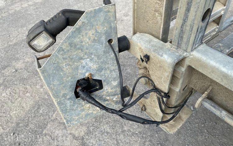 HUBIERE REMORQUE PORTE ENGIN – PTAC 3,5T – CU 2,75 T –  DZ-250-ZE