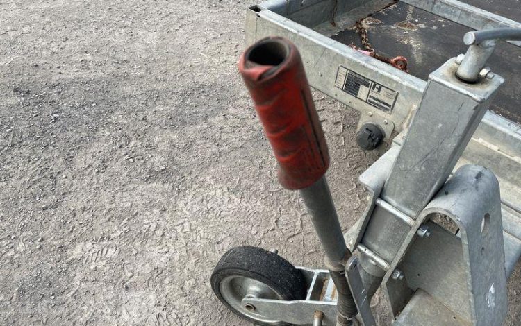 HUBIERE REMORQUE PORTE ENGIN – PTAC 3,5T – CU 2,75 T –  DZ-250-ZE