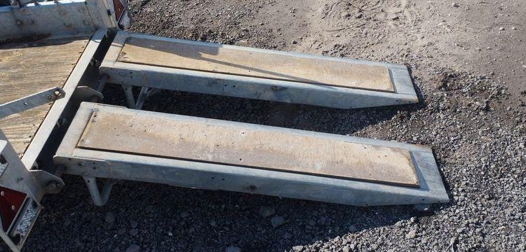REMORQUE PORTE-ROULEAU 1,3 T  EK-700-EF