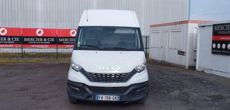 IVECO Daily 35S16HA8 V12 10CV L2H2 BOIS  FW-766-EK
