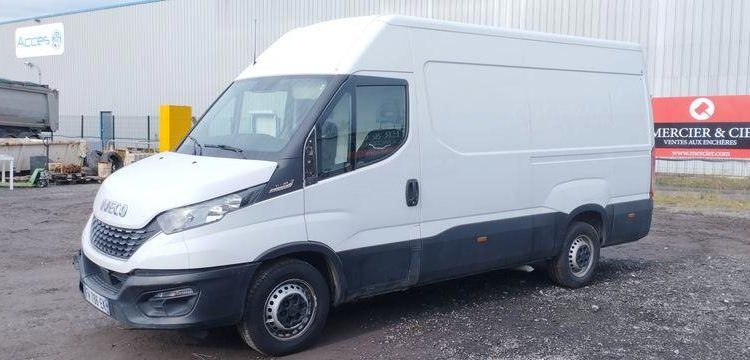 IVECO Daily 35S16HA8 V12 10CV L2H2 BOIS  FW-766-EK