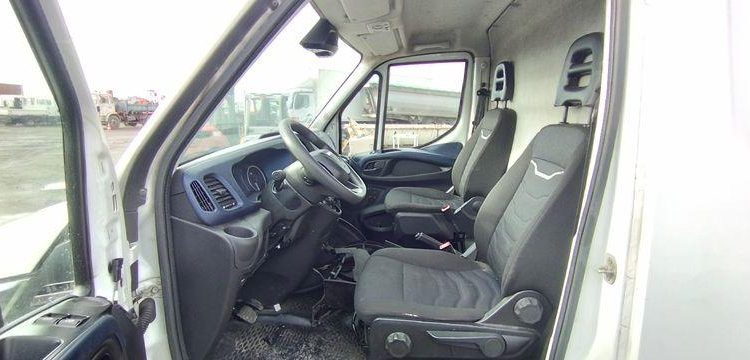 IVECO Daily 35S16HA8 V12 10CV L2H2 BOIS  FW-766-EK
