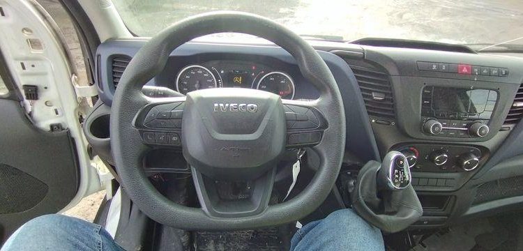 IVECO Daily 35S16HA8 V12 10CV L2H2 BOIS  FW-766-EK