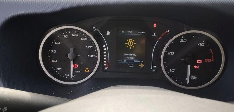 IVECO Daily 35S16HA8 V12 10CV L2H2 BOIS  FW-766-EK