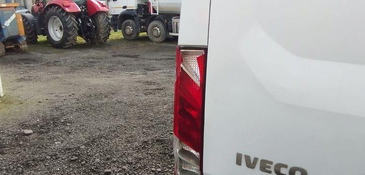 IVECO Daily 35S16HA8 V12 10CV L2H2 BOIS  FW-766-EK