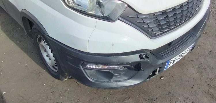 IVECO Daily 35S16HA8 V12 10CV L2H2 BOIS  FW-766-EK