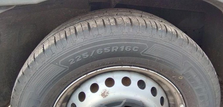 IVECO Daily 35S16HA8 V12 10CV L2H2 BOIS  FW-766-EK