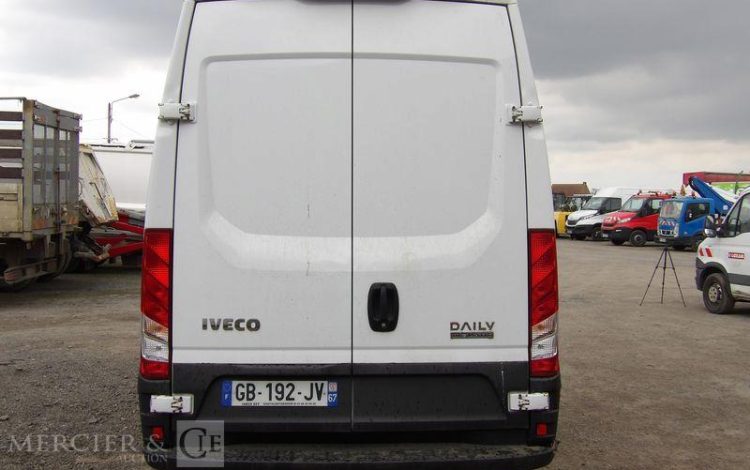 IVECO DAILY C16 chassis long  GB-192-JV