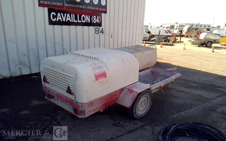 PROBMAT MACHINE A PROJETER B2000M 1 ESSIEU PTAC 750KG 696H AN2022 ROUGE GE-814-XC