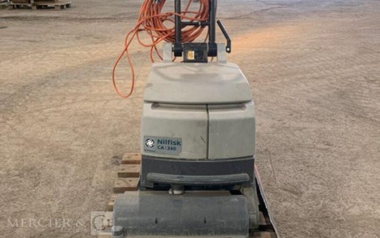 NILFISK SCRUBBER CA340  LAV010105