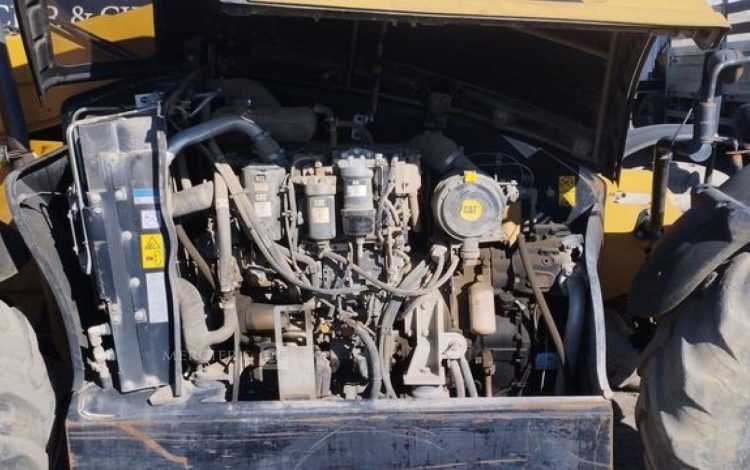 CATERPILLAR CHARIOT TELESCOPIQUE TH337C – CAPACITE 3,3T – HAUTEUR DE LEVAGE 7,3 M – 5741 H  DS-700-LT