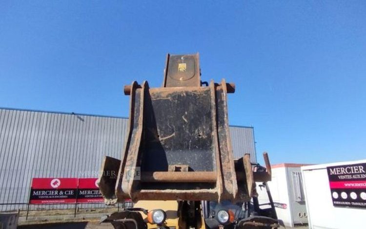 CATERPILLAR CHARIOT TELESCOPIQUE TH337C – CAPACITE 3,3T – HAUTEUR DE LEVAGE 7,3 M – 5741 H  DS-700-LT