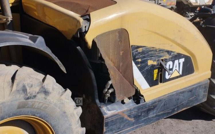 CATERPILLAR CHARIOT TELESCOPIQUE TH337C – CAPACITE 3,3T – HAUTEUR DE LEVAGE 7,3 M – 5741 H  DS-700-LT