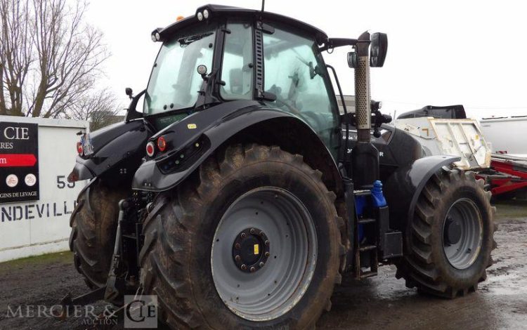 DEUTZ TRACTEUR AGRICOLE AGROTRON 7250 TTV WARRIOR – DIESEL – 5669 HEURES – ANNEE 2015 NOIR DY-801-RW