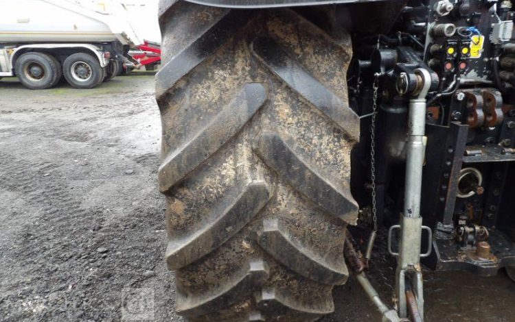 DEUTZ TRACTEUR AGRICOLE AGROTRON 7250 TTV WARRIOR – DIESEL – 5669 HEURES – ANNEE 2015 NOIR DY-801-RW