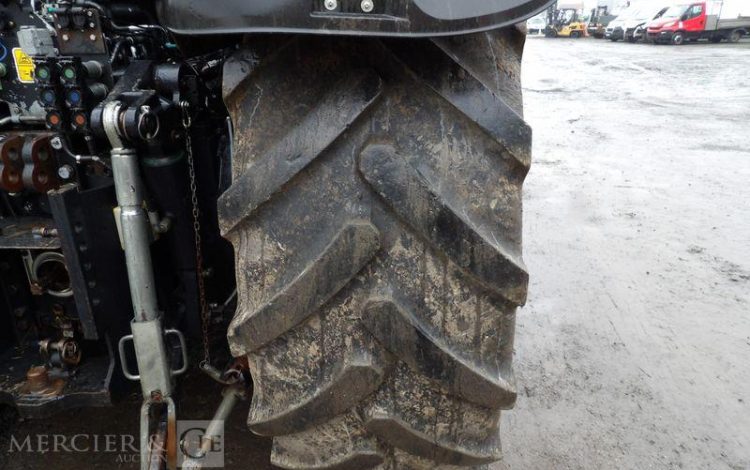 DEUTZ TRACTEUR AGRICOLE AGROTRON 7250 TTV WARRIOR – DIESEL – 5669 HEURES – ANNEE 2015 NOIR DY-801-RW