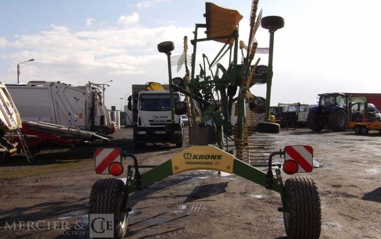 KRONE ANDAINEUR ROTATIF SWADRO TS 680 TWIN – 1,5 TONNES – ANNEE 2021  30160