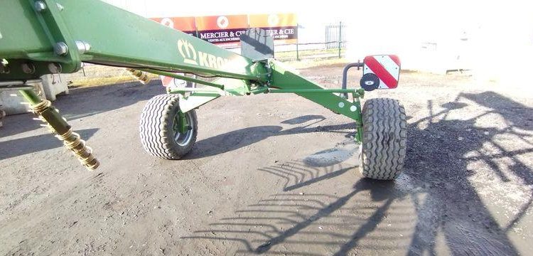 KRONE ANDAINEUR ROTATIF SWADRO TS 680 TWIN – 1,5 TONNES – ANNEE 2021  30160