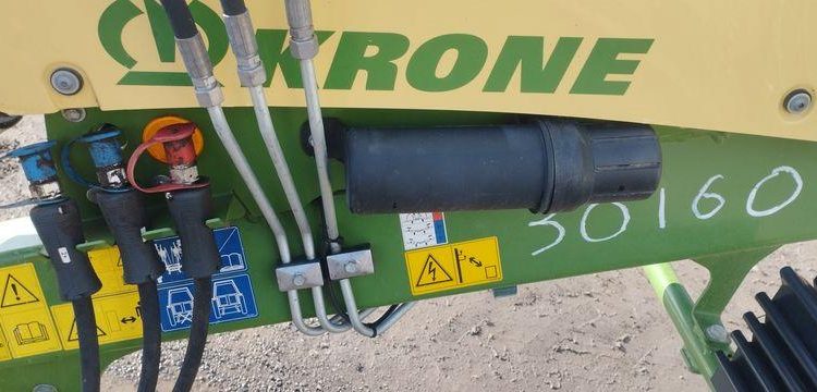 KRONE ANDAINEUR ROTATIF SWADRO TS 680 TWIN – 1,5 TONNES – ANNEE 2021  30160