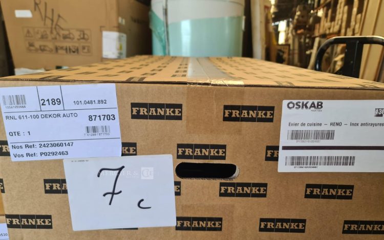 autre Lot de 20 pieds d’échafaudage réglables  7