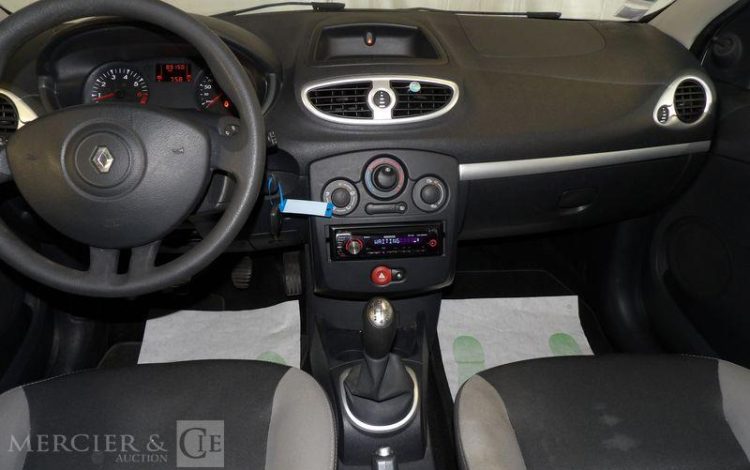 RENAULT CLIO 1,2 75CH  BS-687-EX