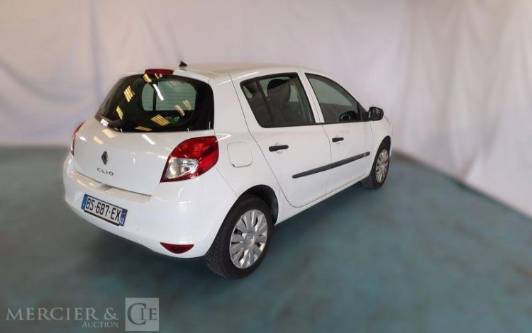 RENAULT CLIO 1,2 75CH  BS-687-EX
