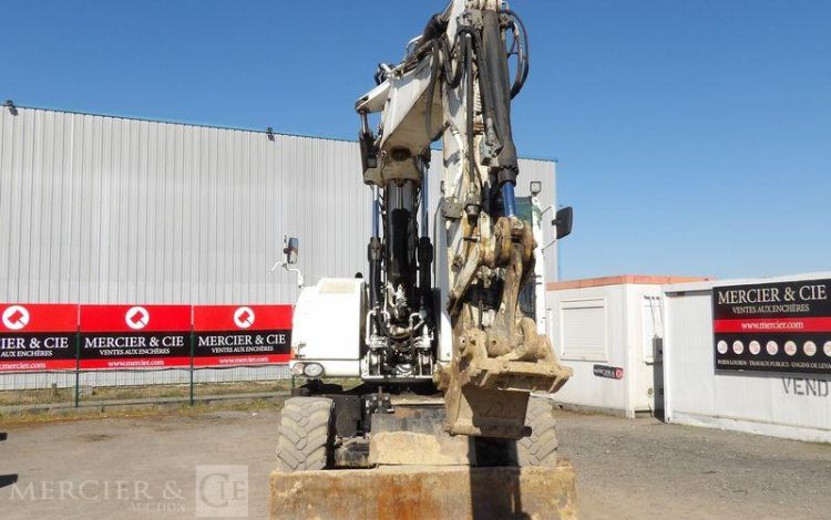 CATERPILLAR PELLE CAT313D A VOLEE VARIABLE OFFSET BOOM SUR ROUES 13T DIESEL – 14439 HEURES  CATM313