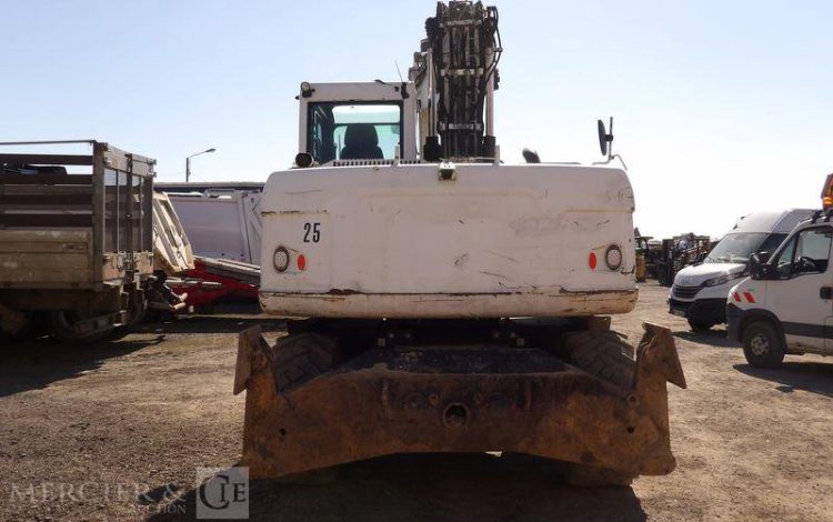 CATERPILLAR PELLE CAT313D A VOLEE VARIABLE OFFSET BOOM SUR ROUES 13T DIESEL – 14439 HEURES  CATM313