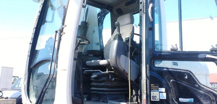 CATERPILLAR PELLE CAT313D A VOLEE VARIABLE OFFSET BOOM SUR ROUES 13T DIESEL – 14439 HEURES  CATM313